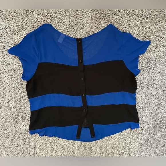 TORRID 0 0X XL Cobalt Blue Black Stripe Chiffon Top Buttons R $45 - Picture 5 of 10